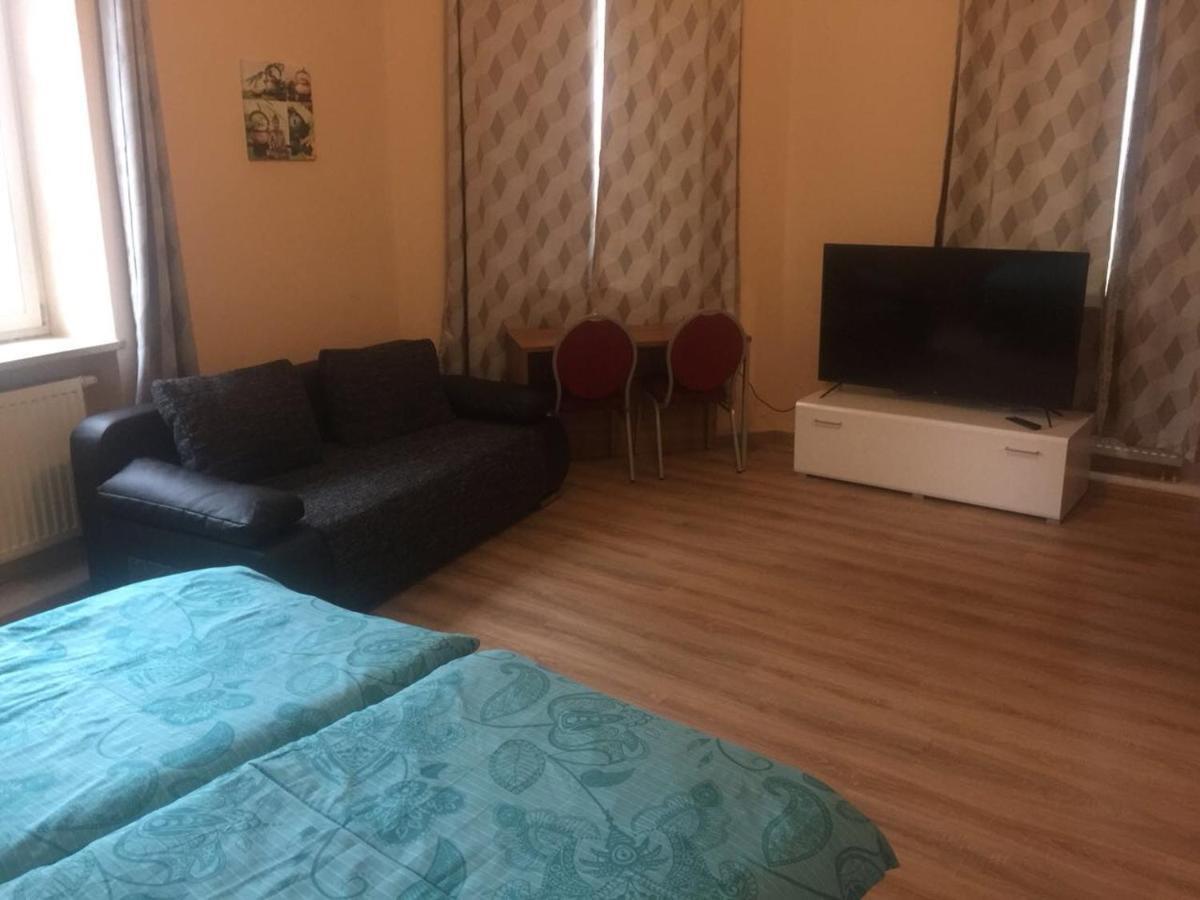 Jujhar's Gästehaus Wasserburg Zimmer foto